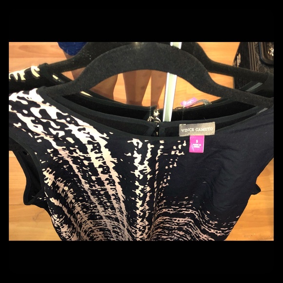 Vince Camuto sleeveless shirt - Picture 1 of 2